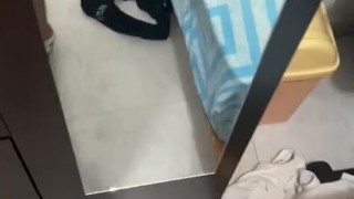 Sin calzones en casa