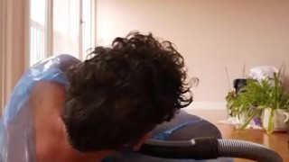 Vacuum cleaner fucker