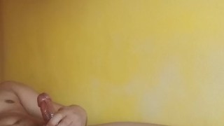 Asian masturbate: madulas ang jakol ni kuya