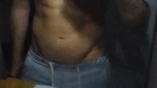 Jovencito moreno rico