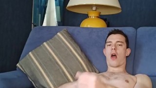 Huge cock and Big Cum for a french guy