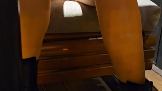 in restoran without panties