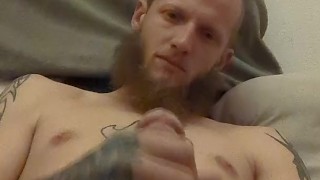 Rubbing my big dick ❤️❤️🤑
