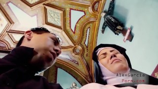 CCan Sor Raymunda - Religiosa confiesa deseo sexual por su superior y lo cita para culear