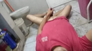 CÓMETE A ESTE MACHO