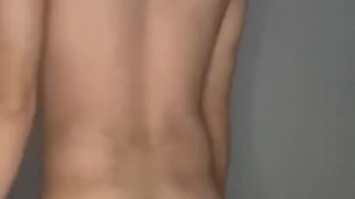 (no sound audio) amateur dancer Vertitical