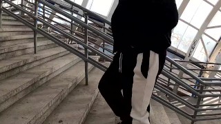 guy jerking off in extreme