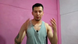 El Plomero me folla en el patio de mi casa con su vergota curva