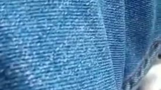 ركبت في طاكسي جلس حدايا واحد قيمت عليه
