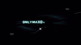 Giant growth - gym buddy grows while you shrink