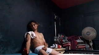 El modelo porno entre la porno y tú: raba erre (nudo)