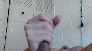 Me gusta tocar mi culito... y a ti te gustaría¿?