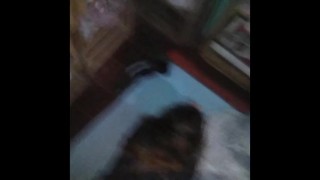 Le corro la tanga le meto los dedos y cogemos de perrito con mi novia