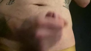 Solo male jerks off in an construction site 