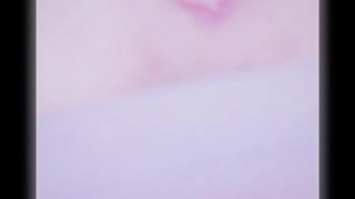 お兄ちゃんに聞こえてないよね…❔(´•̥﹏•̥`)