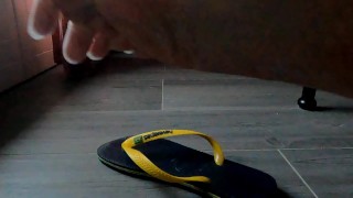 Juicy Feet and nylon glove...soon available