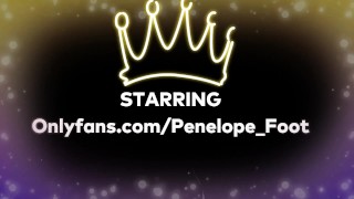 Blowjob smelling feet