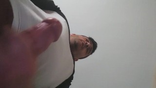 Paja con corrida encima de la camara