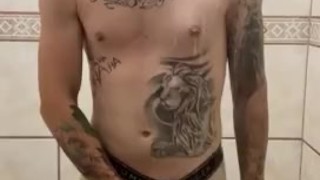 Eu estava fazendo meu show no banho