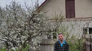 The spring rain is clouding