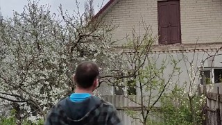 The spring rain is clouding