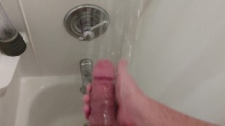 Pump n' Tug in the Shower 💯. . !