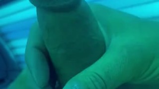 I blew a GIANT load in the tanning bed today 🥵💦