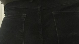 I use a dildo as a buttplug and went shopping