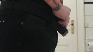 I use a dildo as a buttplug and went shopping