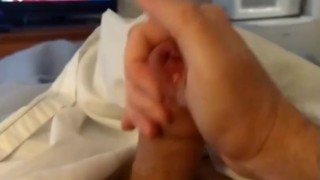 SLOW MO CUMSHOT