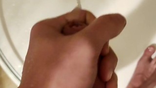 Teen 18 Cum in Shower