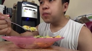 EATING MY MOM COOKING PART 27