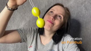 КАК Я ХОТЕЛА, ЧТОБЫ ВЫ ПОСМОТРЕЛИ, КАК Я СОСУ АНАЛЬНЫЕ ЯИЧКИ