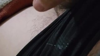 Masturbandome riquísimo solo en casa