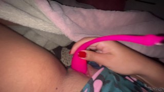 masturbates at dawn!! THIS TOY GOT HER PANTYHES WET VERY QUICKLY💙💙