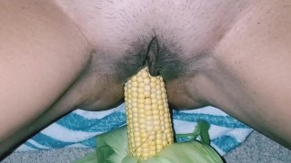 He Cumshots me with a Corn Cob in my tight Pussy