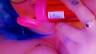 Big sexy titties lotion 💦 & Close up view of this American peeing