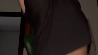 mexicano se masturba hasta venirse