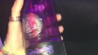 COMPARACION CON BOTELLA DE ALCOHOL (LINK DE ONLYFANS EN PERFIL)