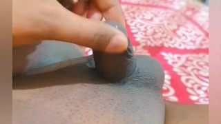 Tiny dick try to cum