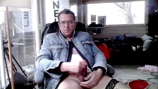 tranny jerking cum