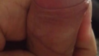 Masturbandome entre sabanas