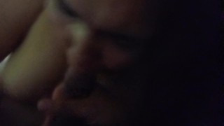 Latina milf lactando,tomando lechita