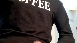 Handjob con un carico enorme (RAGAZZO AMATORIALE)