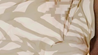 M字開脚オナニー