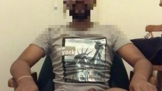 Come suck my dick or tell me what you want! You wanna rub my fat cheeks?