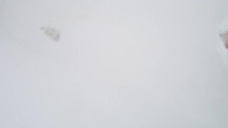 Un pequeño vistazo a mi concha húmeda