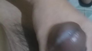 Napaongol sa pagjajakol sa CR.