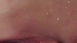 Self pleasing a pretty pussy