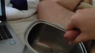 Huge cumshot 💦 Must see